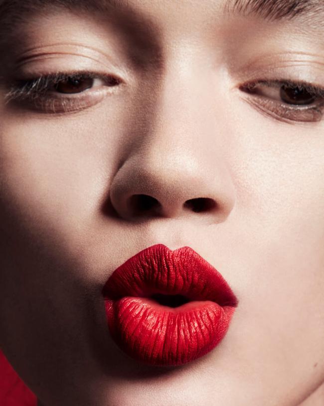 Fenty Beauty - Stunna Lip Paint Longwear Fluid Lip #Uncensored 4ml - CC Outlet HK